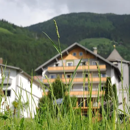 Hotell Tauernstern 4*