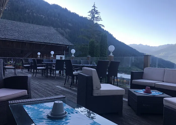 Tauernstern מלון