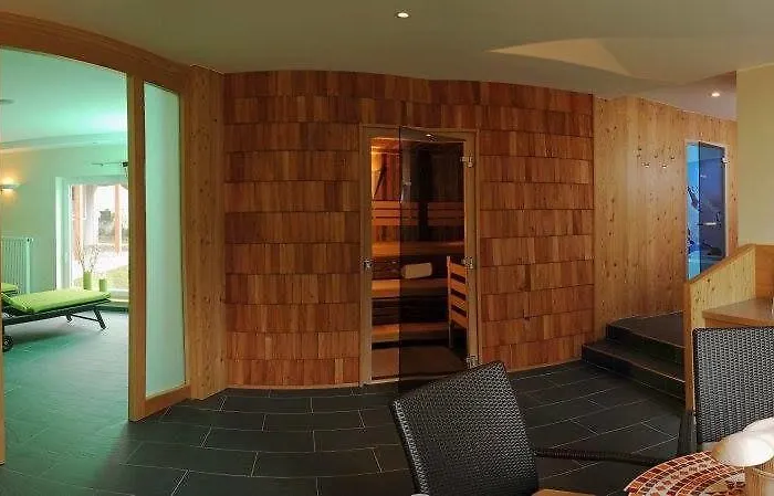 Tauernstern מלון